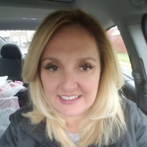 Meet your Posher, Ellen